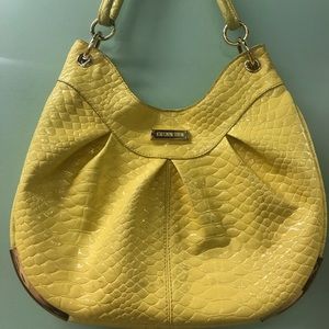 FREE SHIPPING !! Gianni Binni Yellow Tote Purse